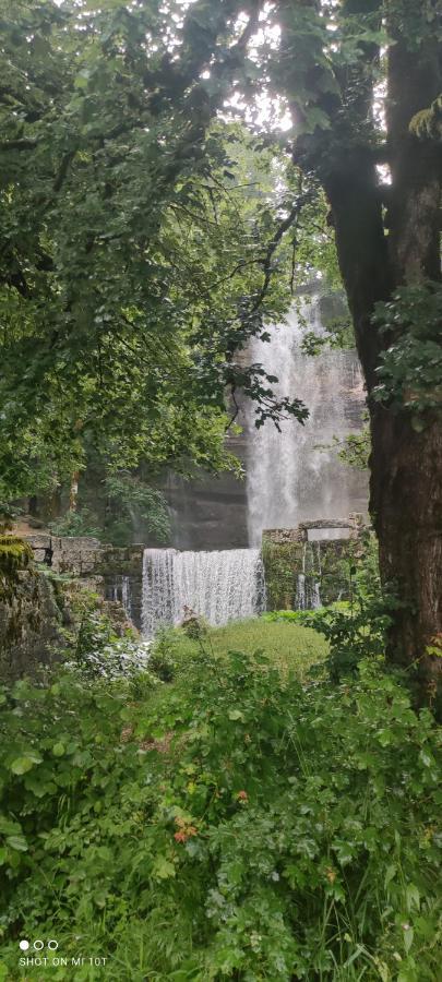 Le Jura En Toutes Saisons Piscine, Spa, Location Vtt, Balades 2Cv, Climatisation Bonlieu Kültér fotó